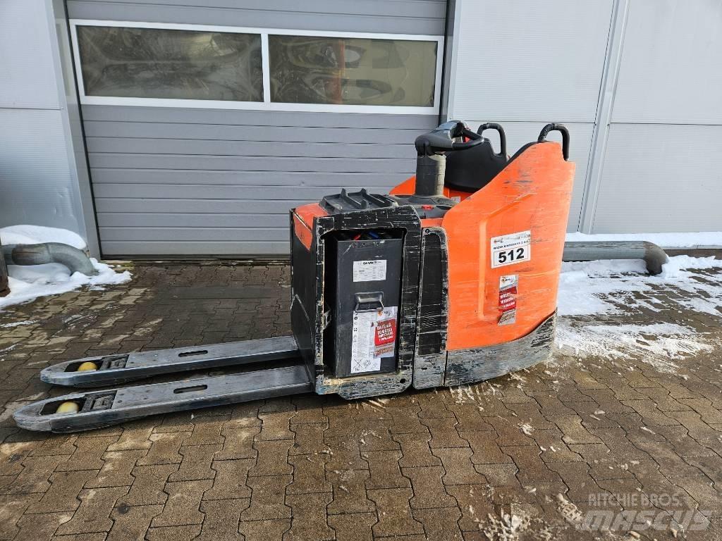 BT LPE 250 Stivuitor electric