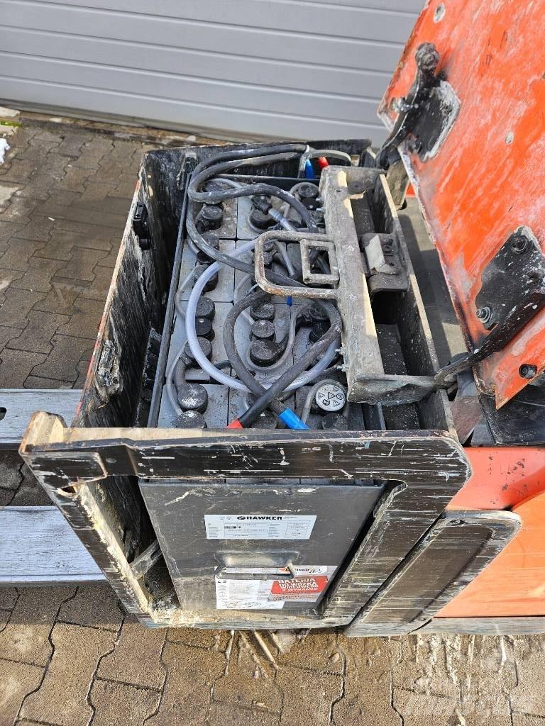 BT LPE 250 Stivuitor electric