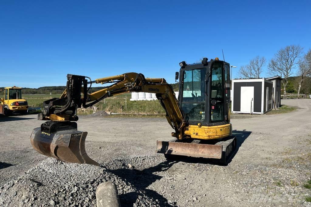 Komatsu PC 26 MR-3 Mini excavatoare < 7t