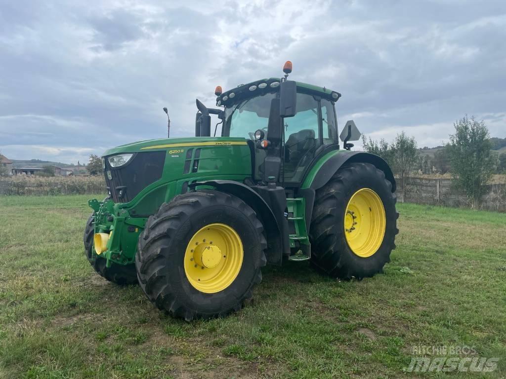 John Deere 6250 R Tractoare