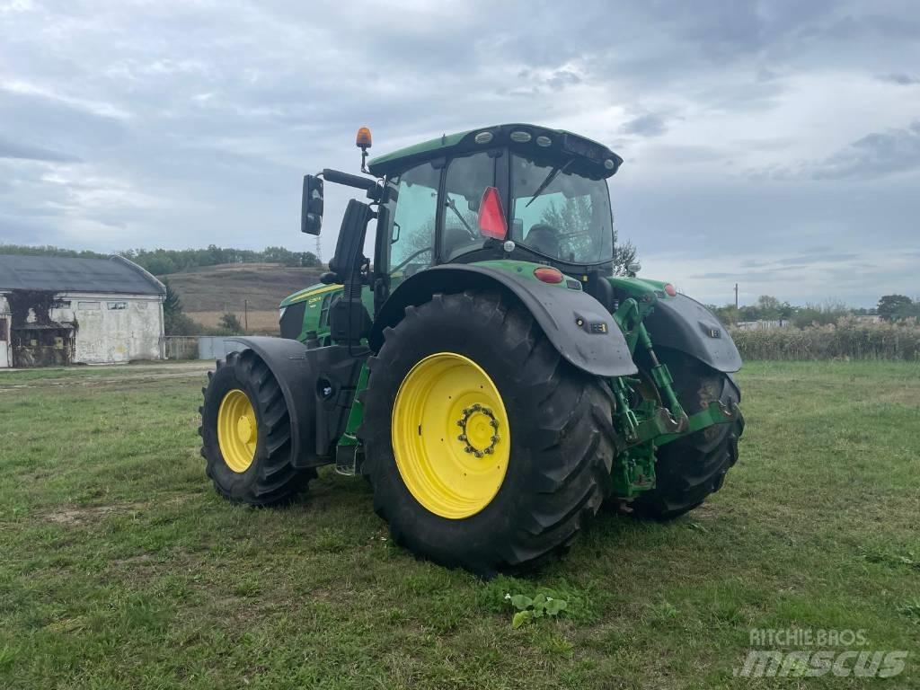 John Deere 6250 R Tractoare