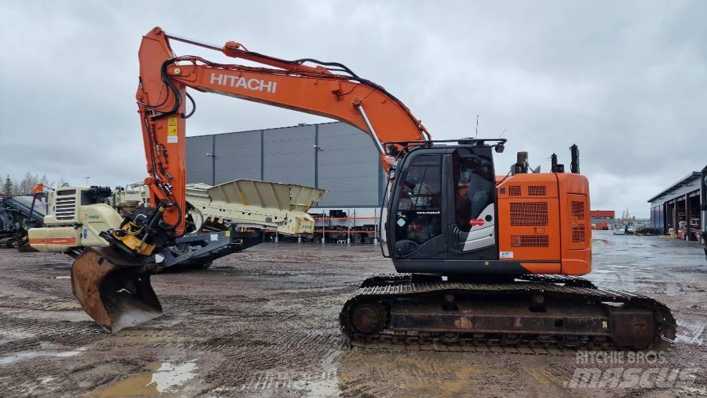 Hitachi ZX225USLC-6 Excavatoare pe șenile
