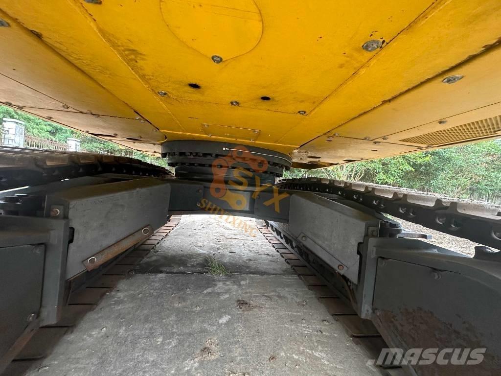 Komatsu PC 450 LC-8 Excavatoare pe șenile
