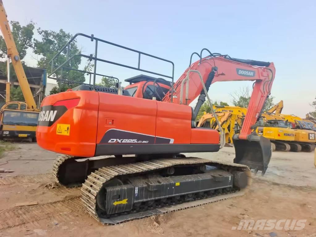 Doosan DX 225 LC-9C Excavatoare pe șenile
