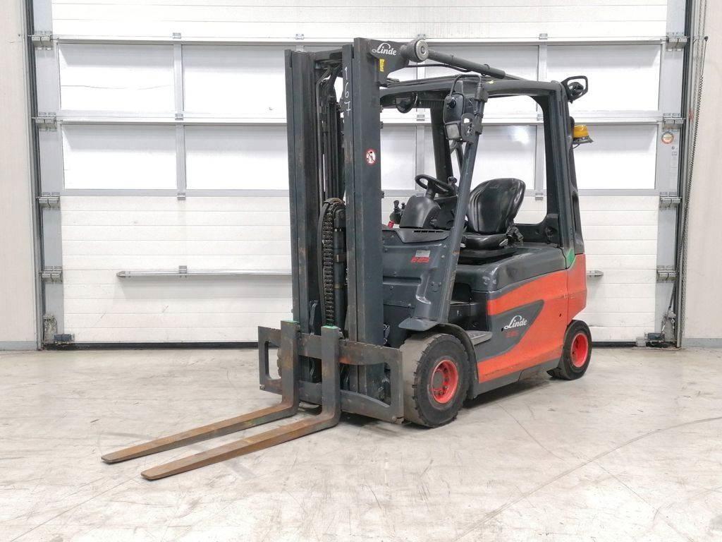 Linde E25-01 Stivuitor electric