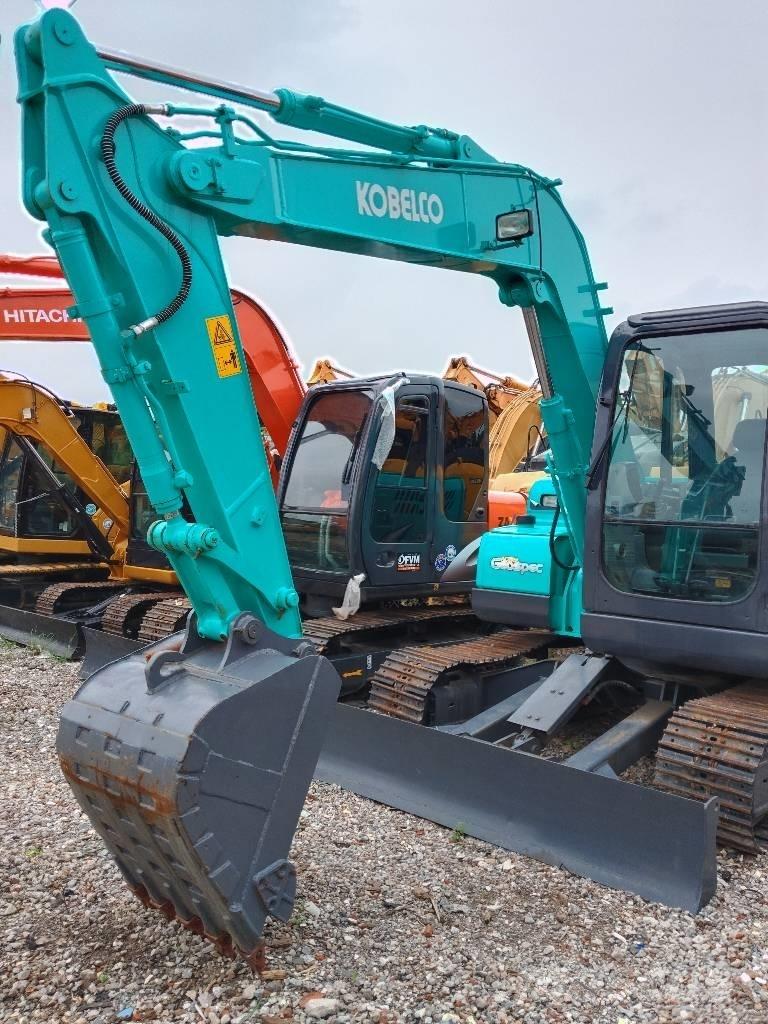 Kobelco SK 75 Excavatoare 7t - 12t
