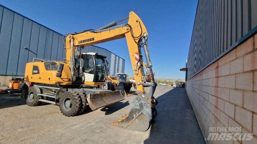 Liebherr A 920 Excavatoare cu roti