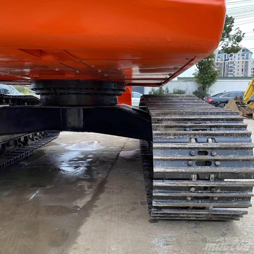 Doosan DX 225 LC Excavatoare pe șenile
