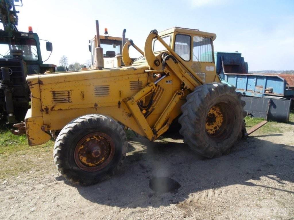Volvo 218 TD Incarcator pe pneuri