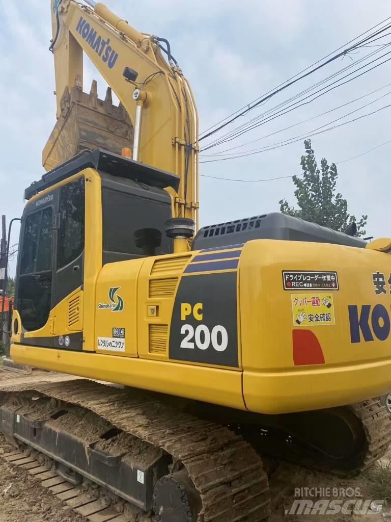 Komatsu pc200-8 Excavatoare pe șenile
