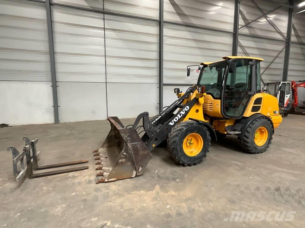 Volvo L 25 F Incarcator pe pneuri