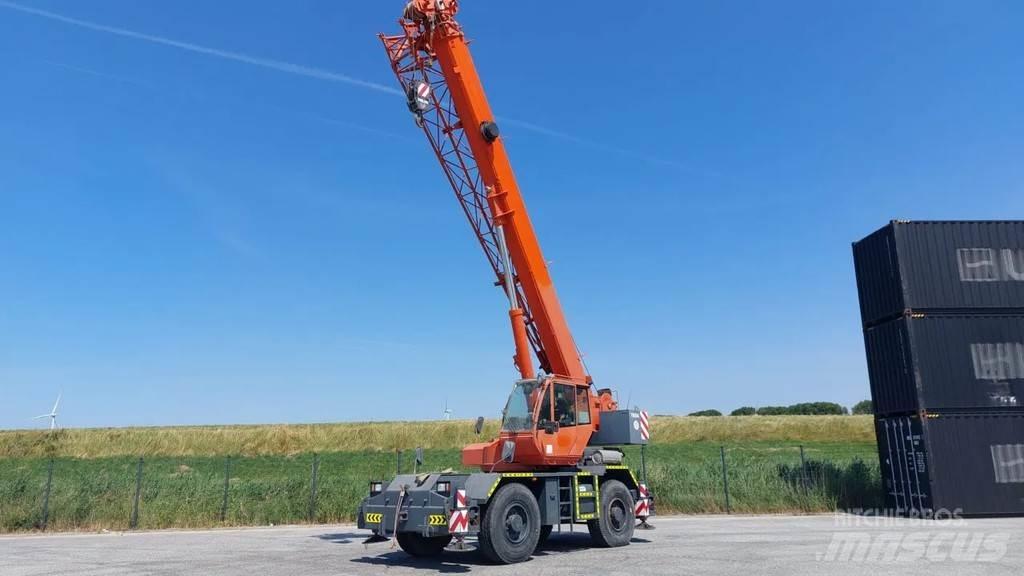 Terex RC30 Macara teren accidentat