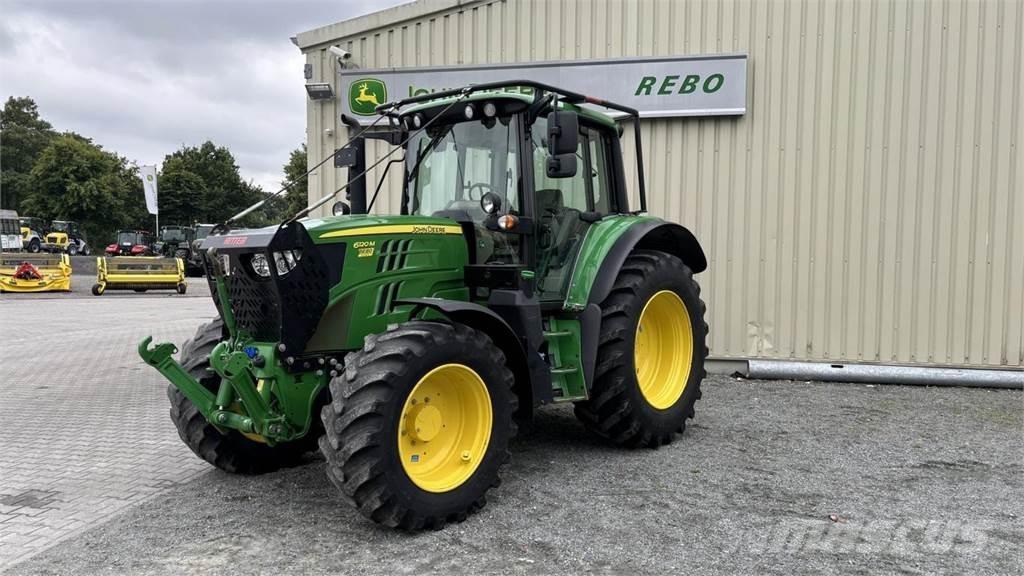 John Deere 6120M Tractoare compacte
