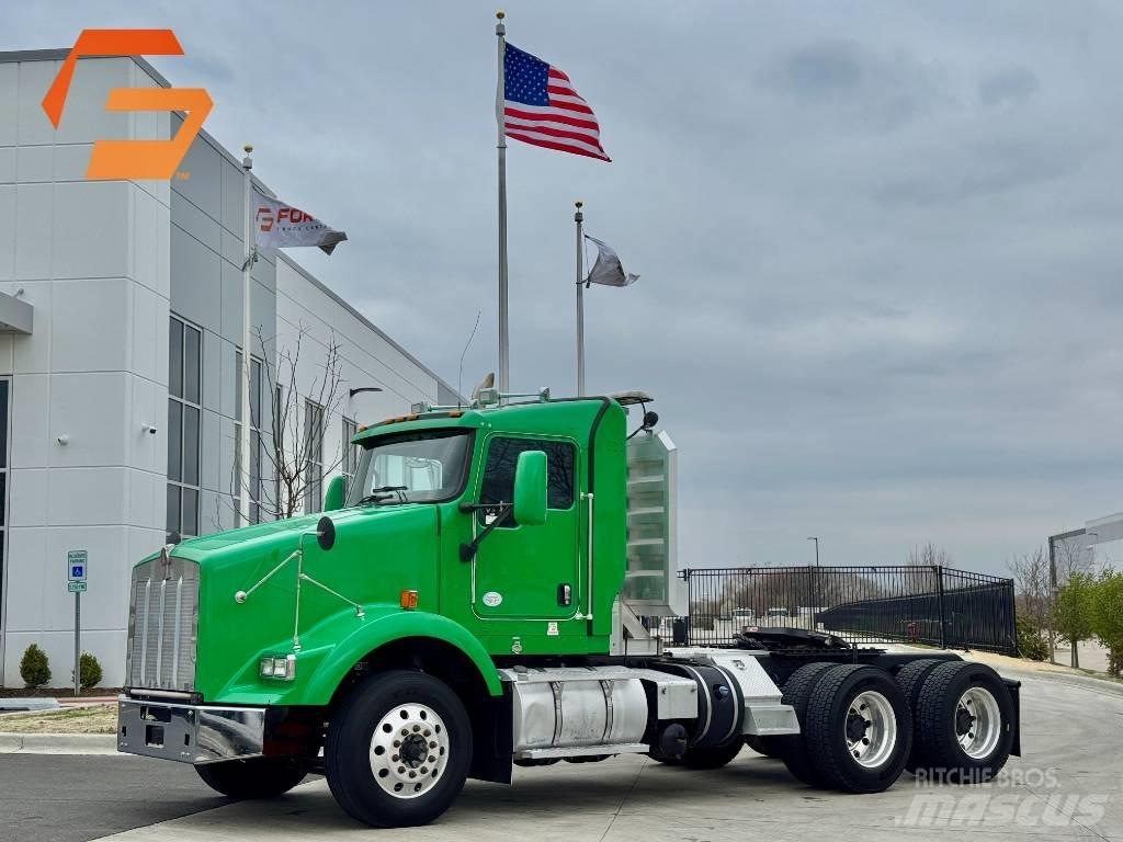 Kenworth T800 Autotractoare