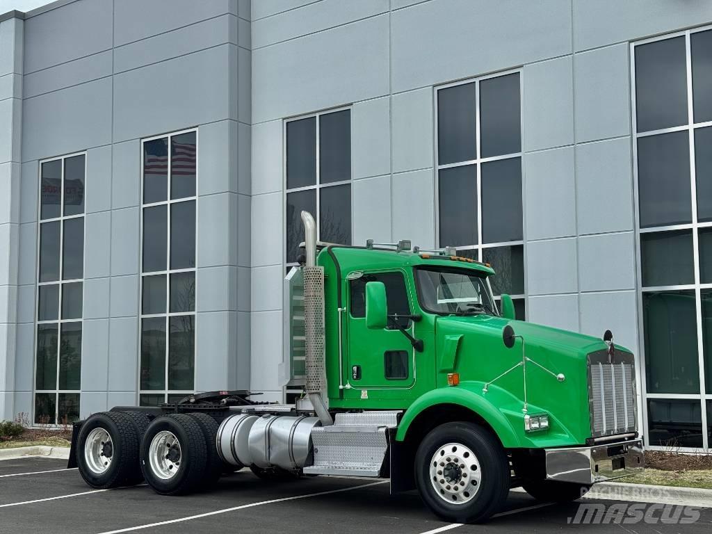 Kenworth T800 Autotractoare