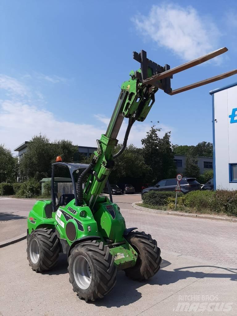 Avant 860 i Incarcatoare multifunctionale