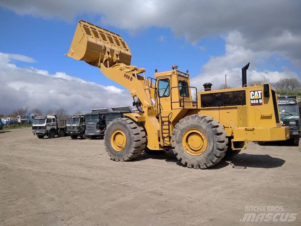 CAT 988B Incarcator pe pneuri