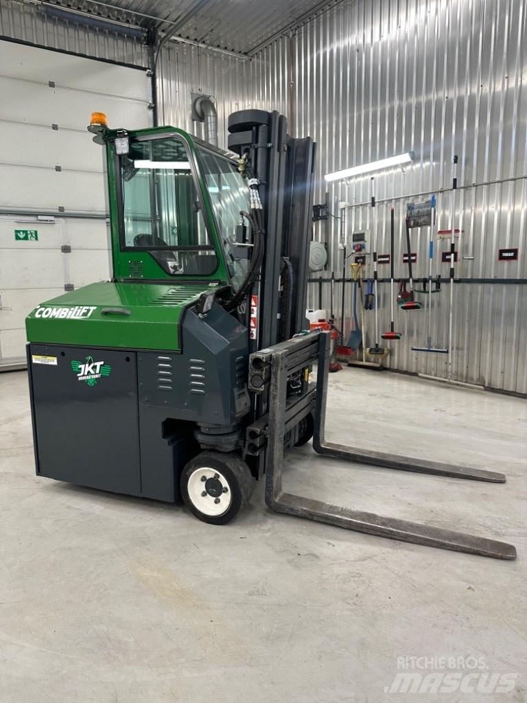 Combilift CB2500E Stivuitor electric