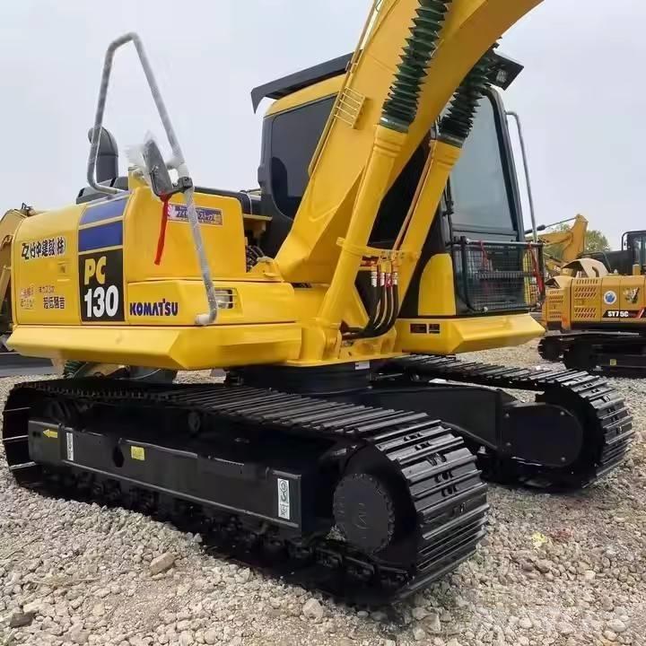 Komatsu PC130 Excavatoare pe șenile
