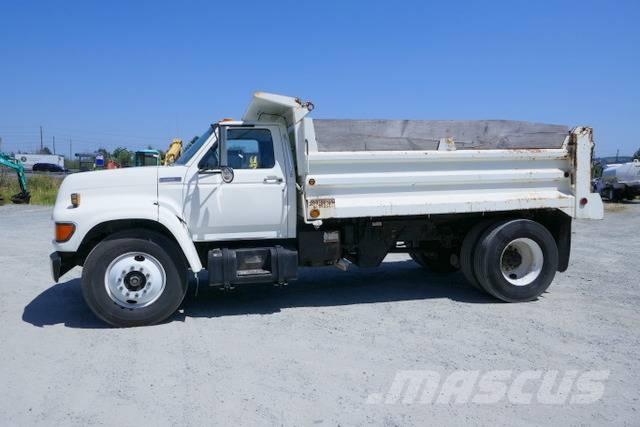 Ford F 800 Autobasculanta