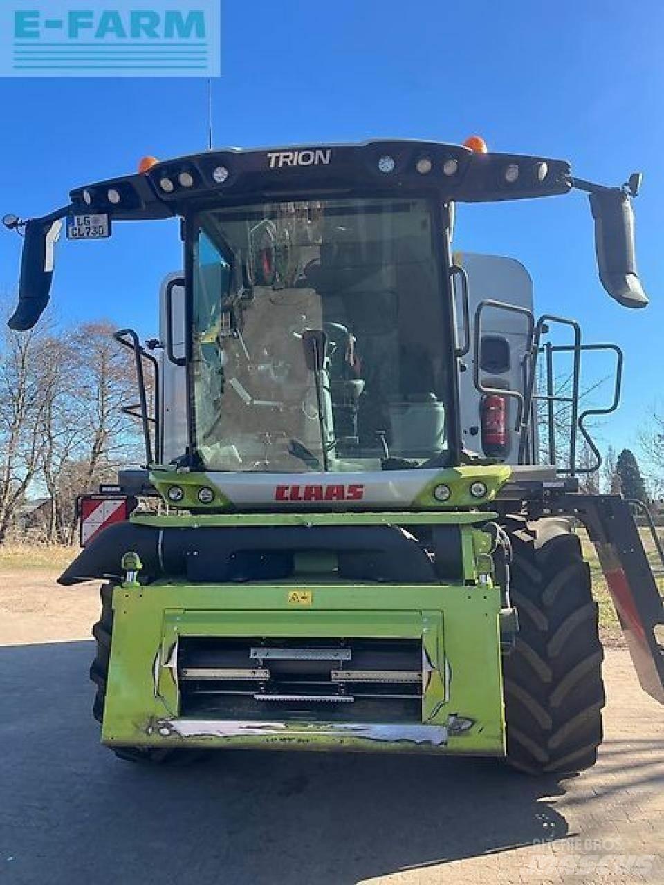 CLAAS trion 730 Combine de secerat