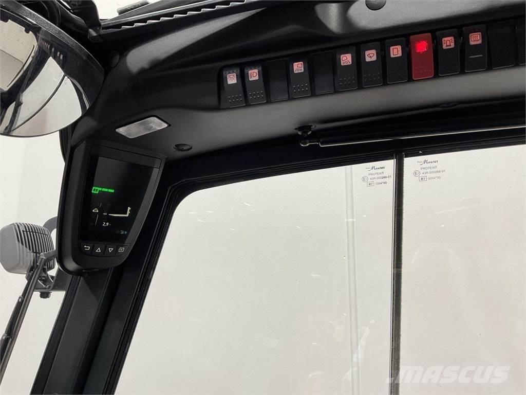 Linde E35L-01 Stivuitor electric