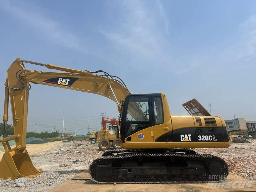 CAT 320 C L Excavatoare pe șenile
