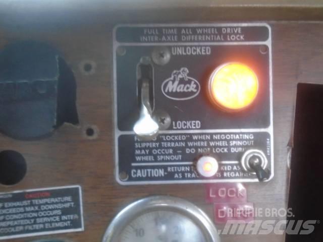 Mack RM 6866 S Lame pentru dezapezire si pluguri