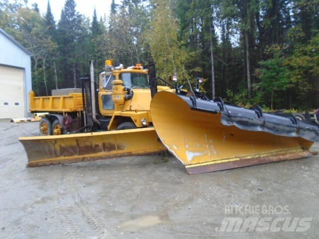 Mack RM 6866 S Lame pentru dezapezire si pluguri