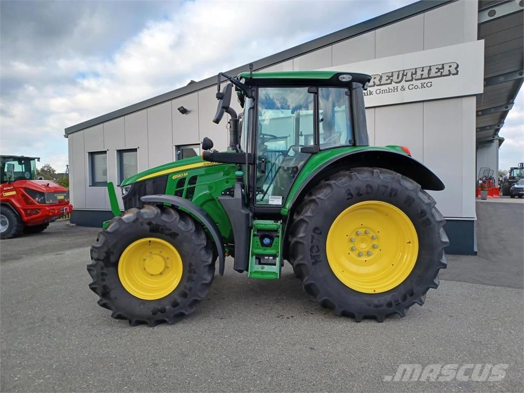 John Deere 6120M Tractoare