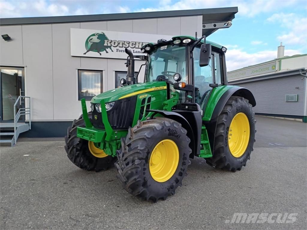 John Deere 6120M Tractoare
