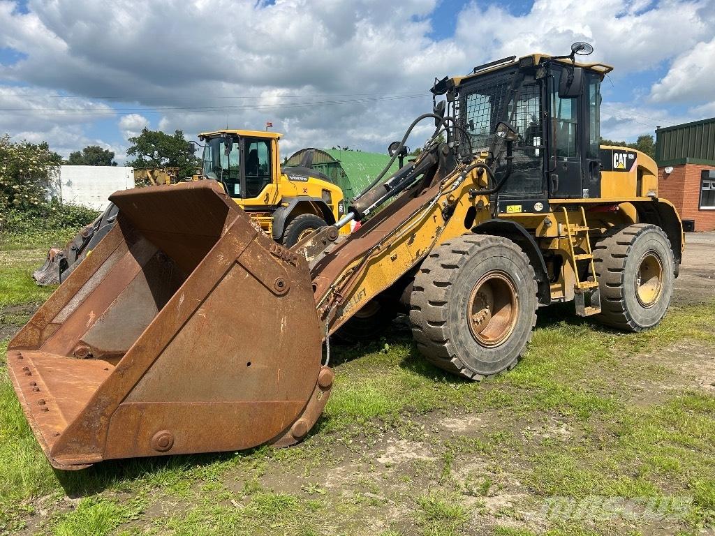 CAT 930H Incarcator pe pneuri