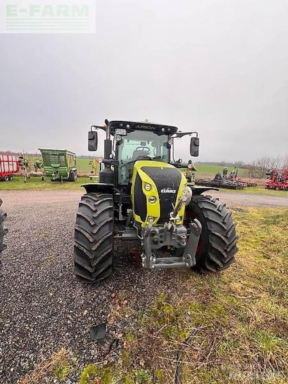 CLAAS arion 650 Tractoare