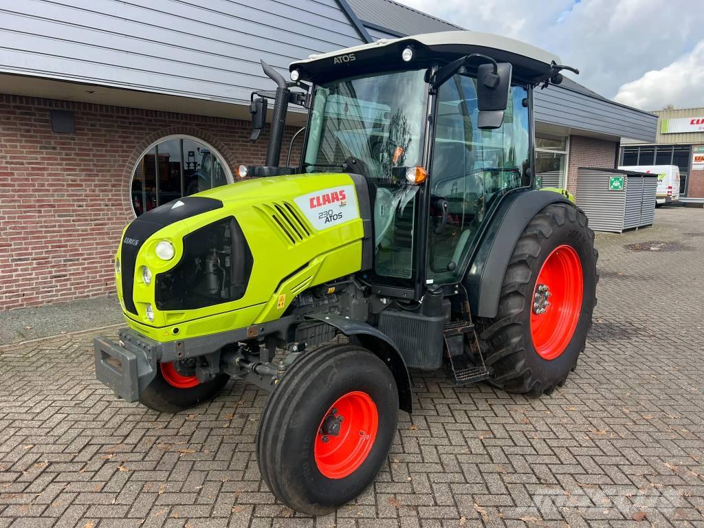 CLAAS Atos 230 Tractoare