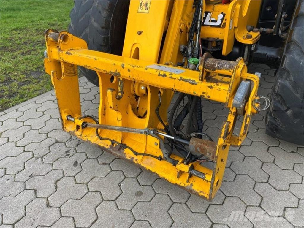 JCB 542-70 AGRIPRO Manipulatoare agricole