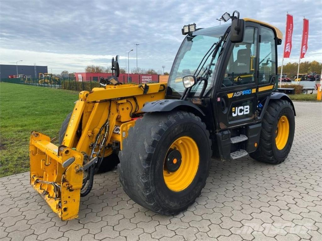 JCB 542-70 AGRIPRO Manipulatoare agricole