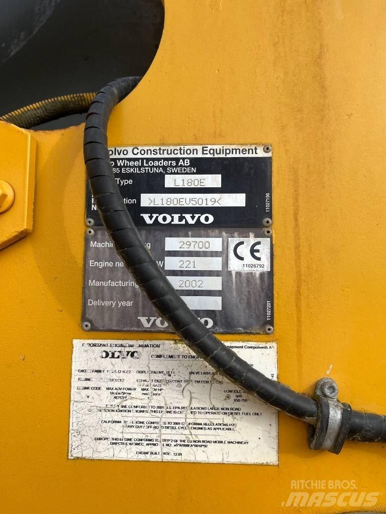 Volvo L 180 E Incarcator pe pneuri