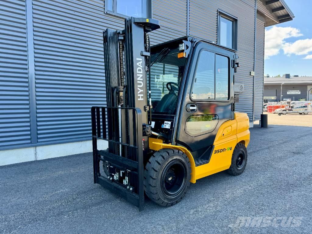 Hyundai 35DN-9V Stivuitor diesel