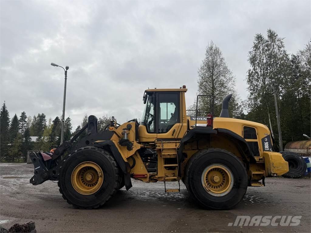Volvo L180G Incarcator pe pneuri
