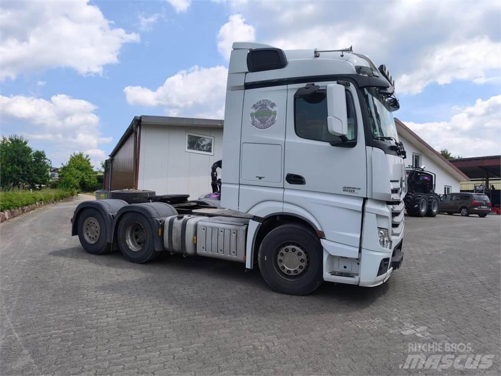 Mercedes-Benz 2653 Altele