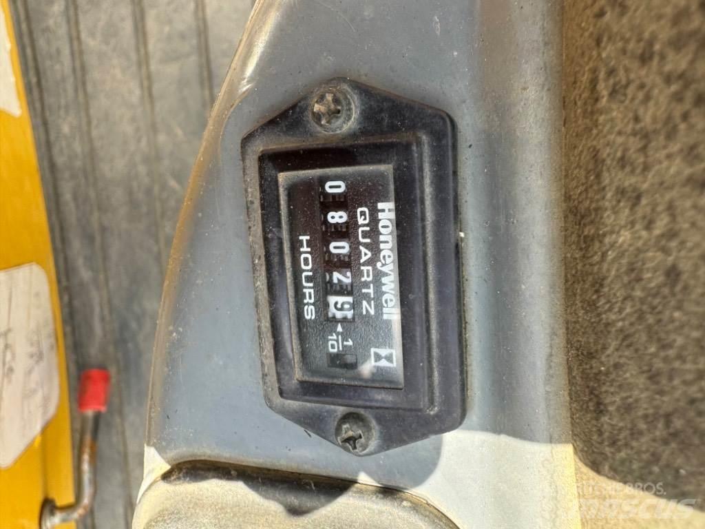 Yanmar SV08 (1C175) Mini excavatoare < 7t
