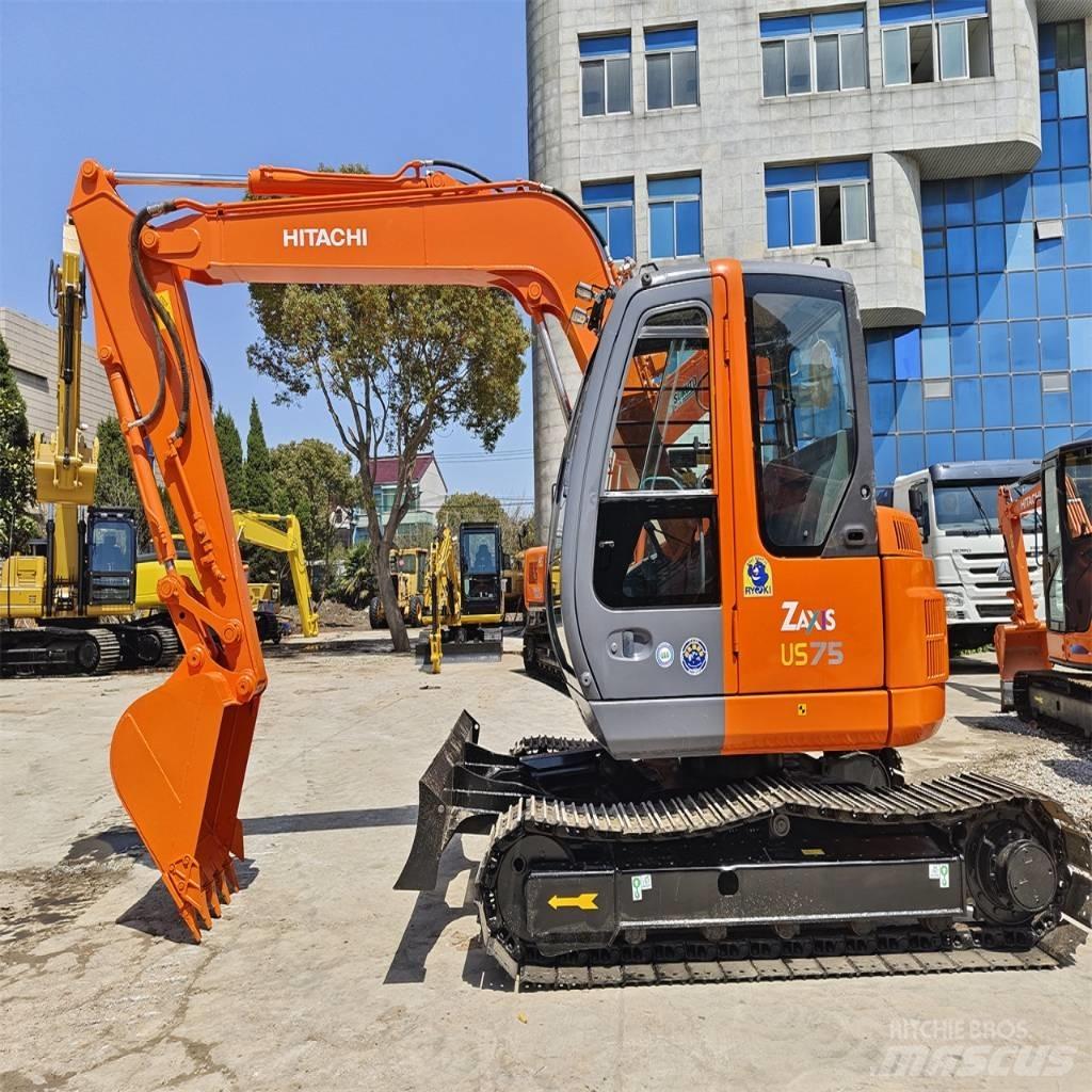 Hitachi ZX 75 Excavatoare pe șenile
