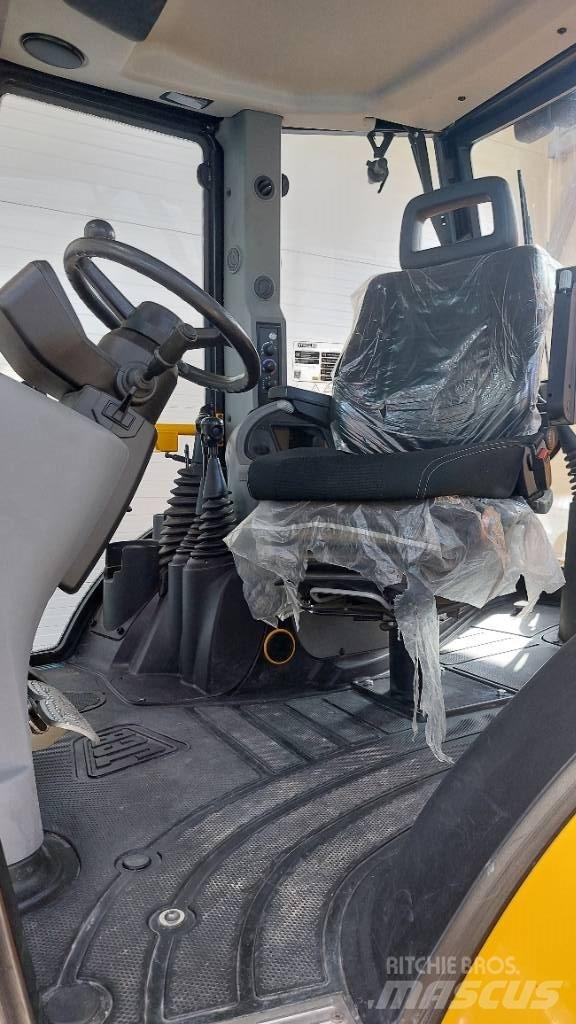 JCB 3 CX Plus Buldoexcavatoare