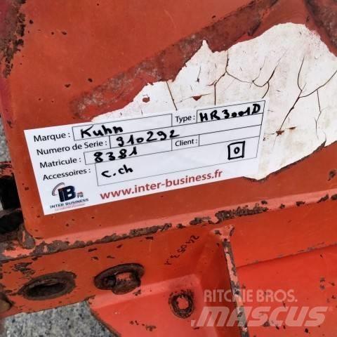 Kuhn HR3001D Grapa si pluguri rotative