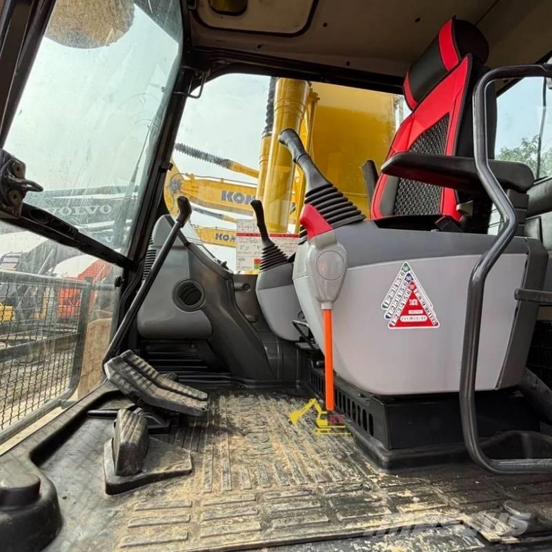 Komatsu PC 220-8 Excavatoare pe șenile
