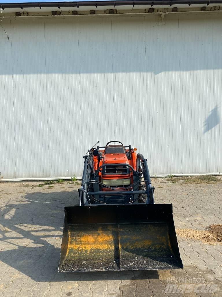 Kubota GT5+tur Tractoare compacte