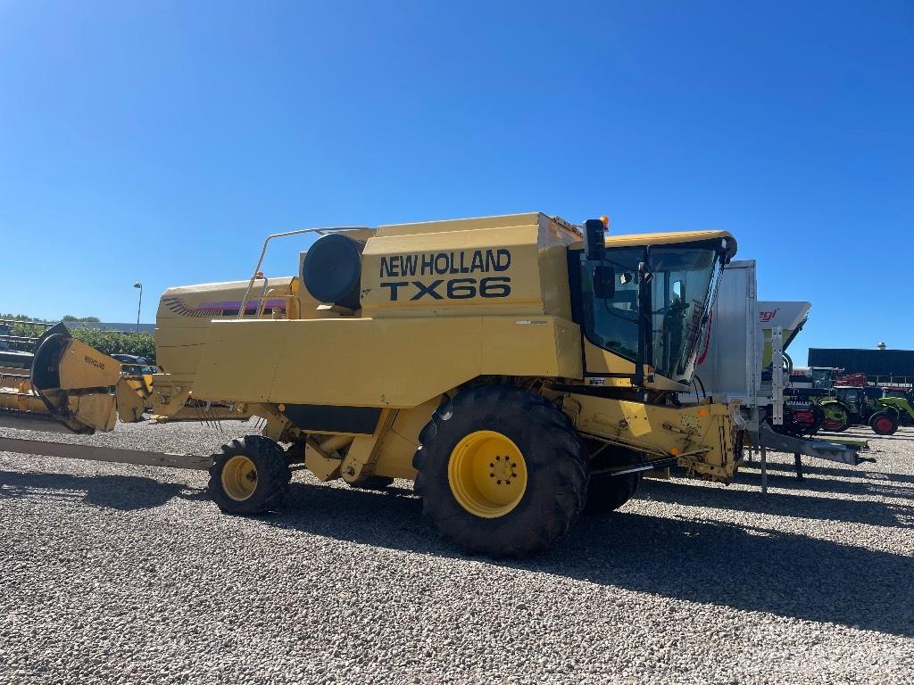 New Holland TX 66 Combine de secerat