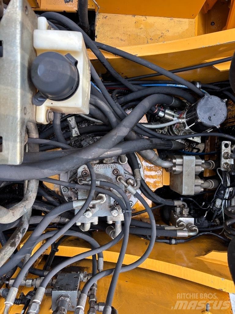 Liebherr A 904 C HD Paleta de manipulare