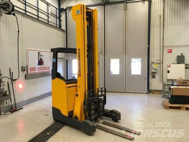 Jungheinrich ETV 214 Stivuitor cu catarg retractabil