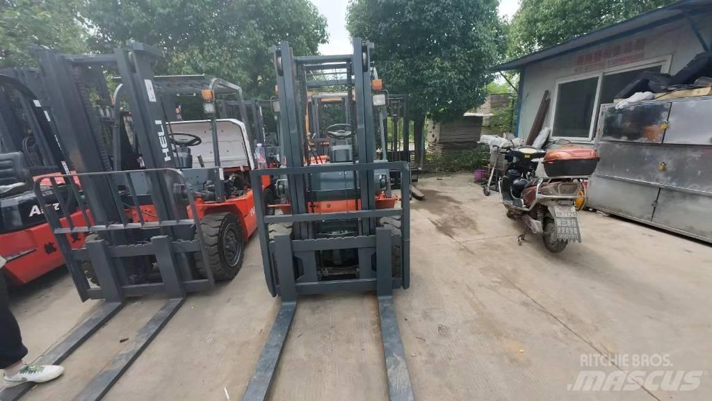 Heli CPC 30 Stivuitor diesel
